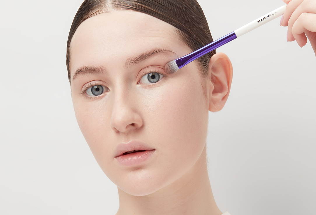 Manly PRO Small Flat Eyeshadow & Concealer Brush K60