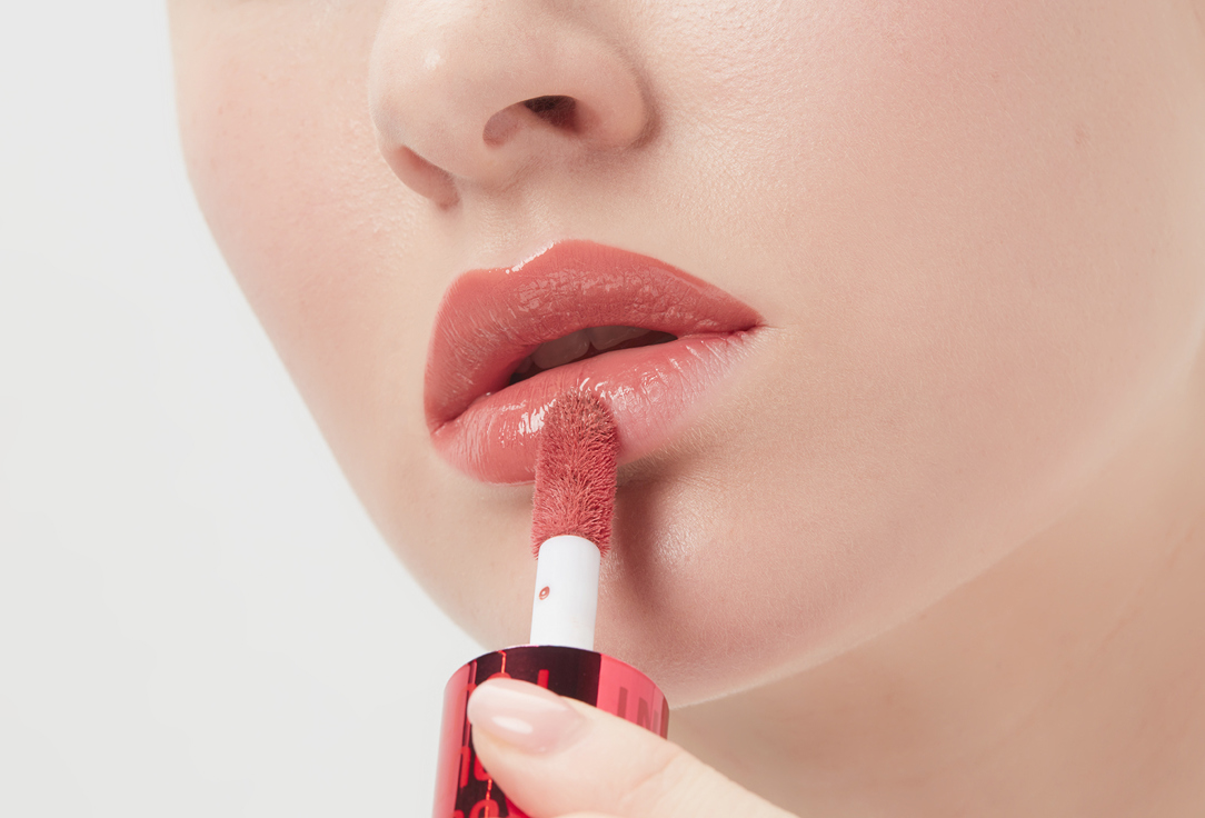 MakeUp Revolution Long-lasting Moisturizing Lip Tint Pout Tint