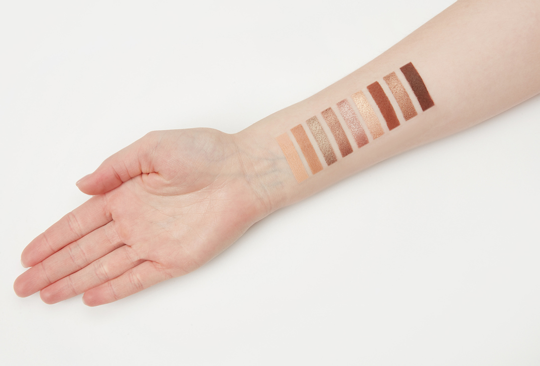 Divage Палетка теней для век Eyeshadow Palette Easy Nude