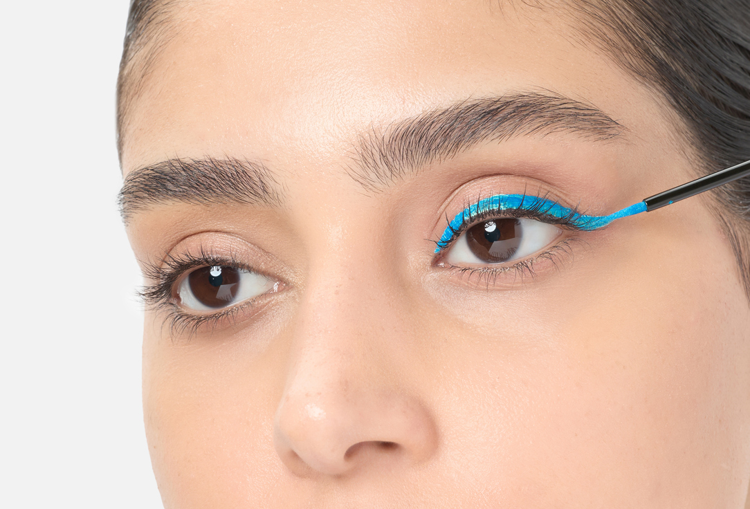 Maybelline New York Tatto Eyeliner Long-lasting up to 48 hours Play Metallic blue 2.1 ml Maybelline New York Tatto Eyeliner Long-lasting up to 48 hours Play