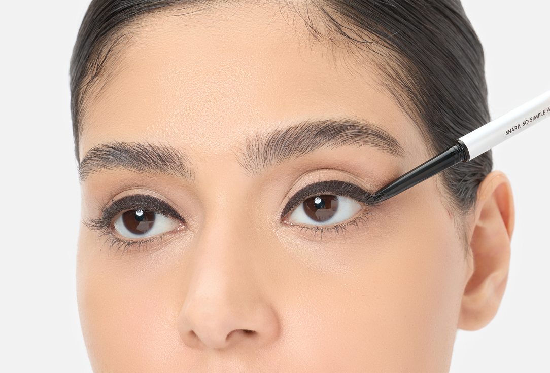 Clio Eyeliner SHARP, SO SIMPLE