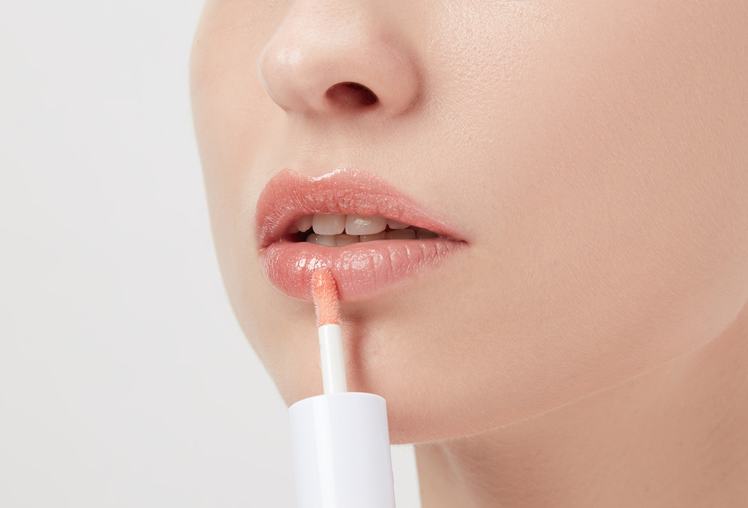 RELOVE REVOLUTION Smooth Lip Gloss Baby Shimme Ethereal 1.8 ml RELOVE REVOLUTION Smooth Lip Gloss Baby Shimme