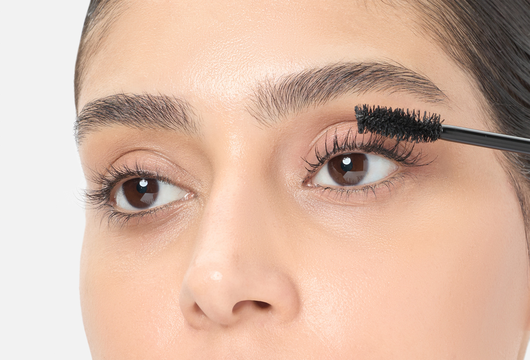 MakeUp Revolution Lengthening & Defining Mascara Wispify False Lash