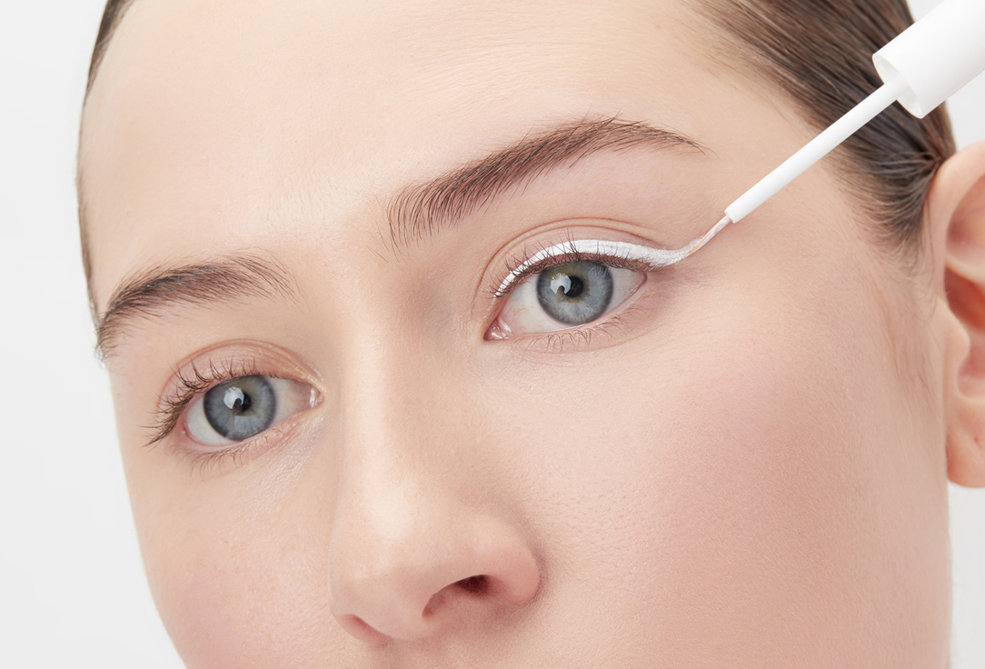 essence liquid eyeliner COLOUR it! 02, White 3 ml essence liquid eyeliner COLOUR it!