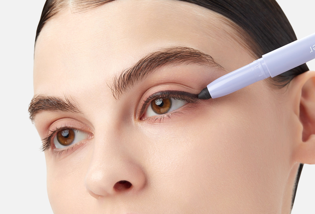 Blondesister eyeliner kajal eyes on me 3 in 1