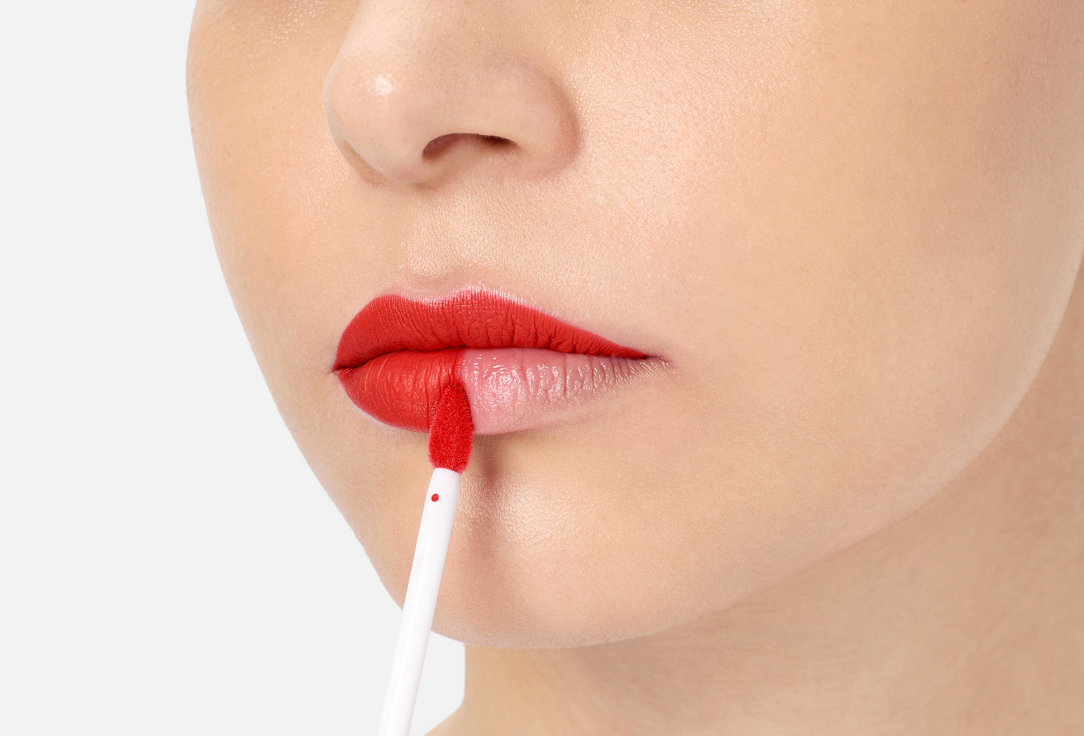 VISEART Smoothing Liquid Lipstick Vibrant Matte Lip Paint 011, Flame 7 ml VISEART Smoothing Liquid Lipstick Vibrant Matte Lip Paint