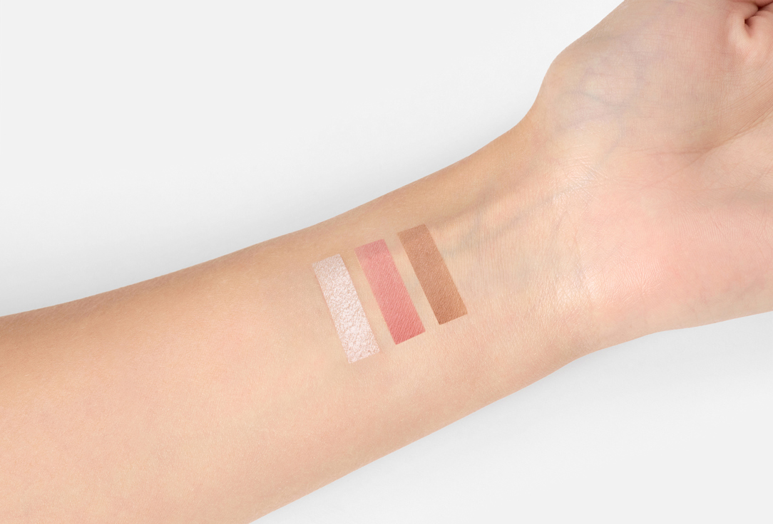 VISEART Face Palette Highlighter, Blush & Contour Romance 27 g VISEART Face Palette Highlighter, Blush & Contour