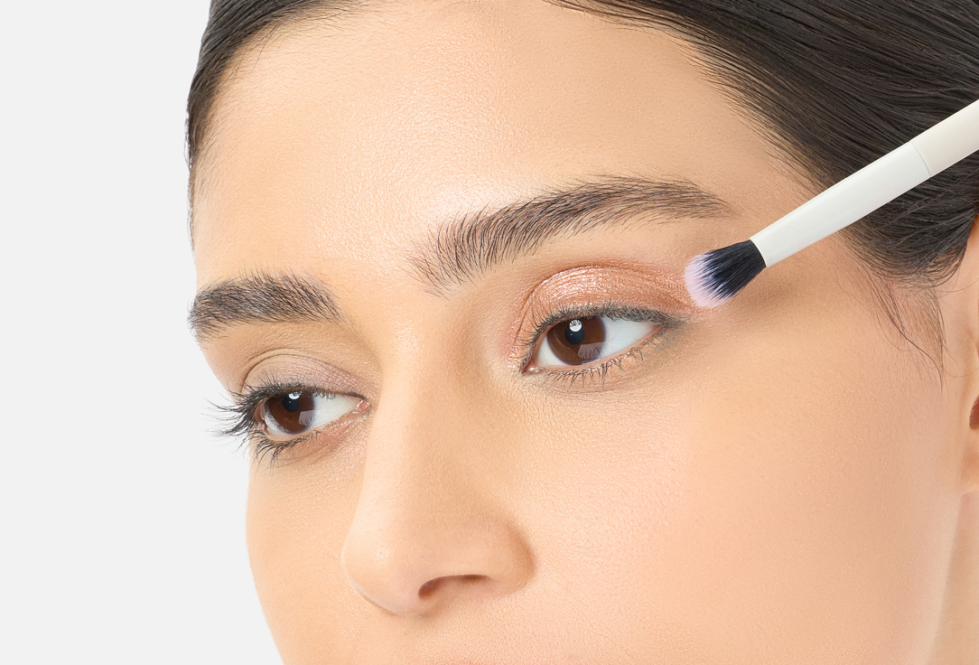 Character Glitter Liquid Eyeshadow 360 degree