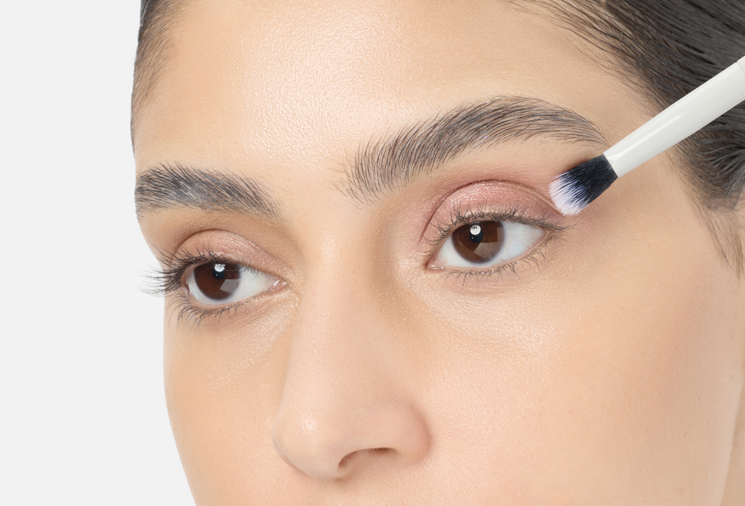 Pupa Liquid Eyeshadow Vamp! 004, Rose 4 ml Pupa Liquid Eyeshadow Vamp!