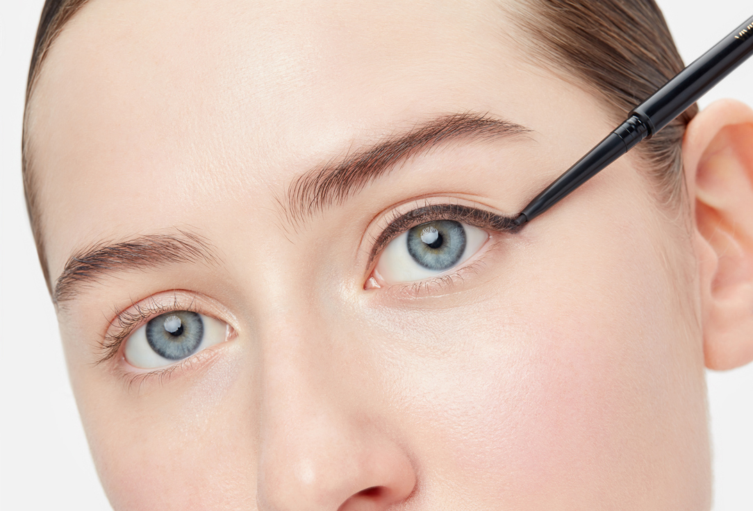 Vivienne Sabo Ultra-thin eye pencil Calligrapher