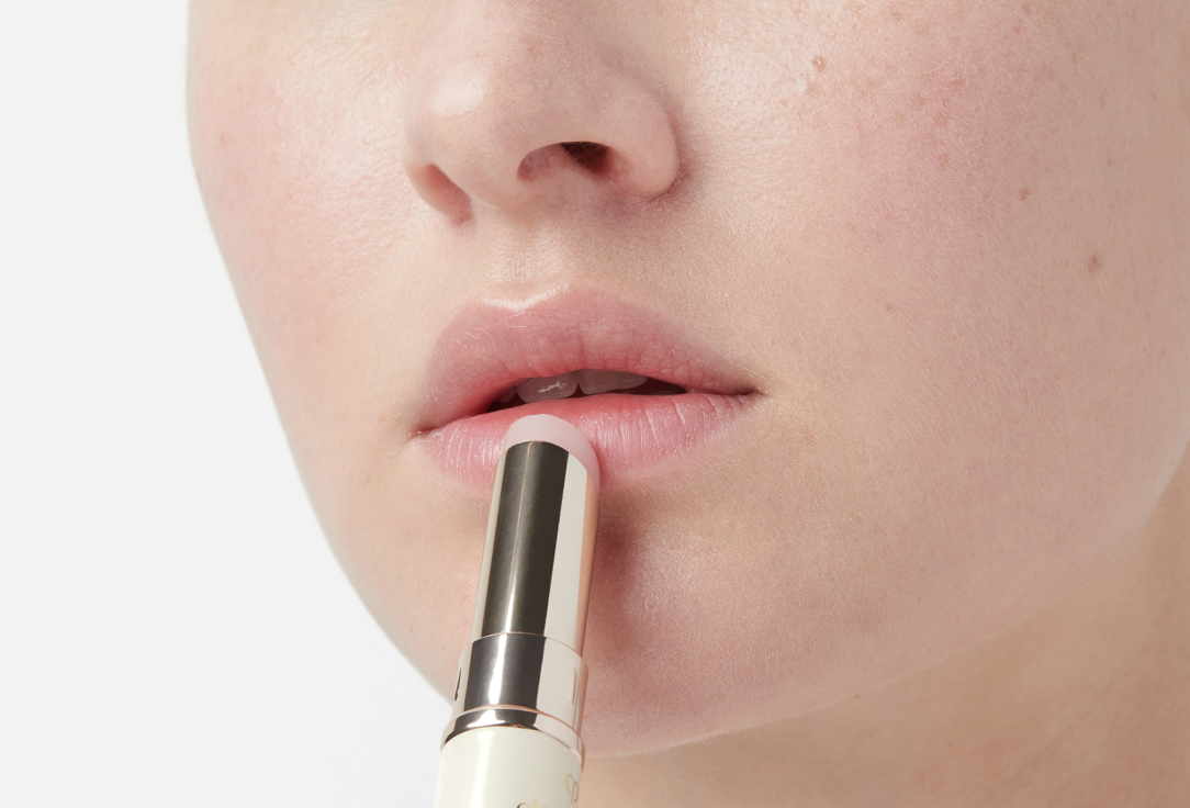 Clé de Peau Beauté Hydrating Lip balm SPF 30 PA+++ UV Protective Lip Treatment 4 g Clé de Peau Beauté Hydrating Lip balm SPF 30 PA+++ UV Protective Lip Treatment