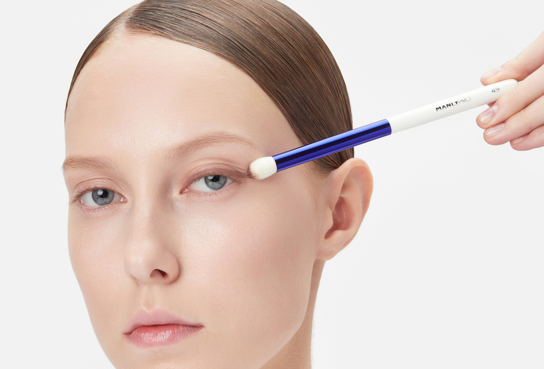Manly PRO Small Round Pointed Eyeshadow Brush K49