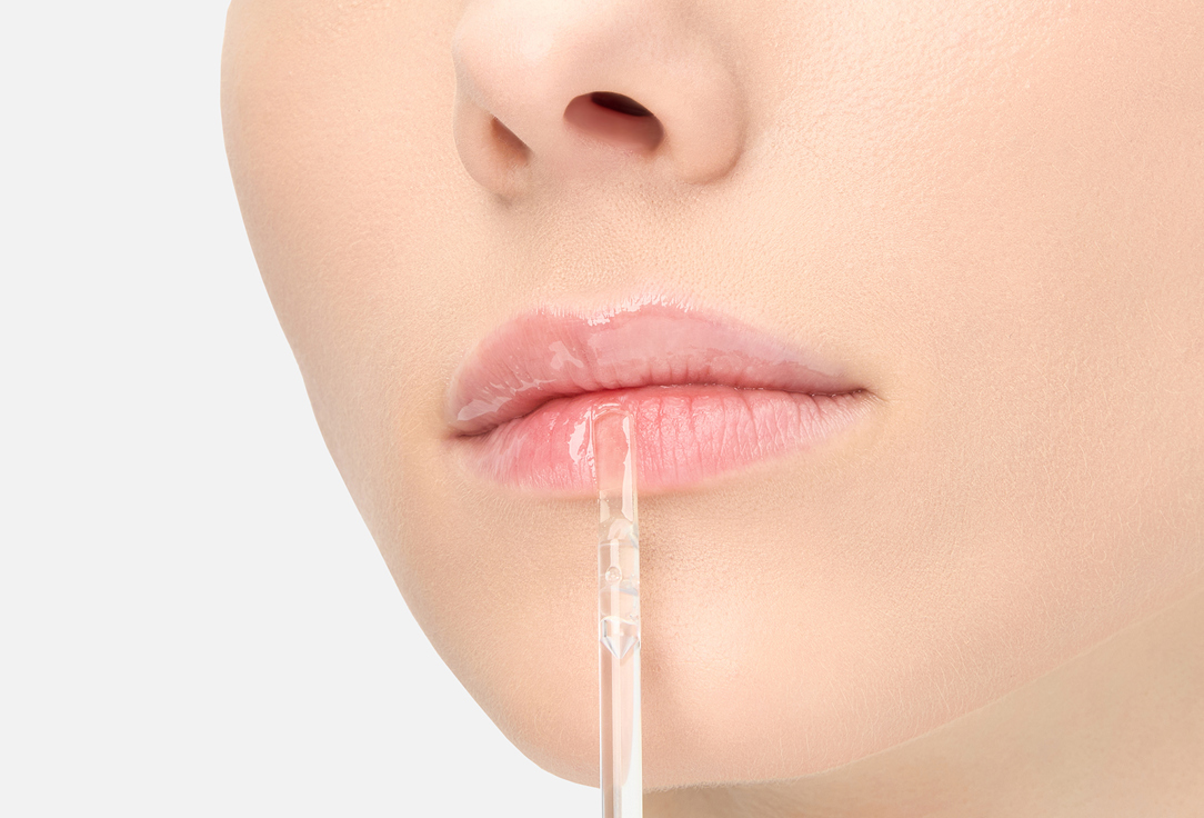 essence GLASS SHINE PLUMPING LIP GlOSS what the fake! 01 4.2 ml essence GLASS SHINE PLUMPING LIP GlOSS what the fake!