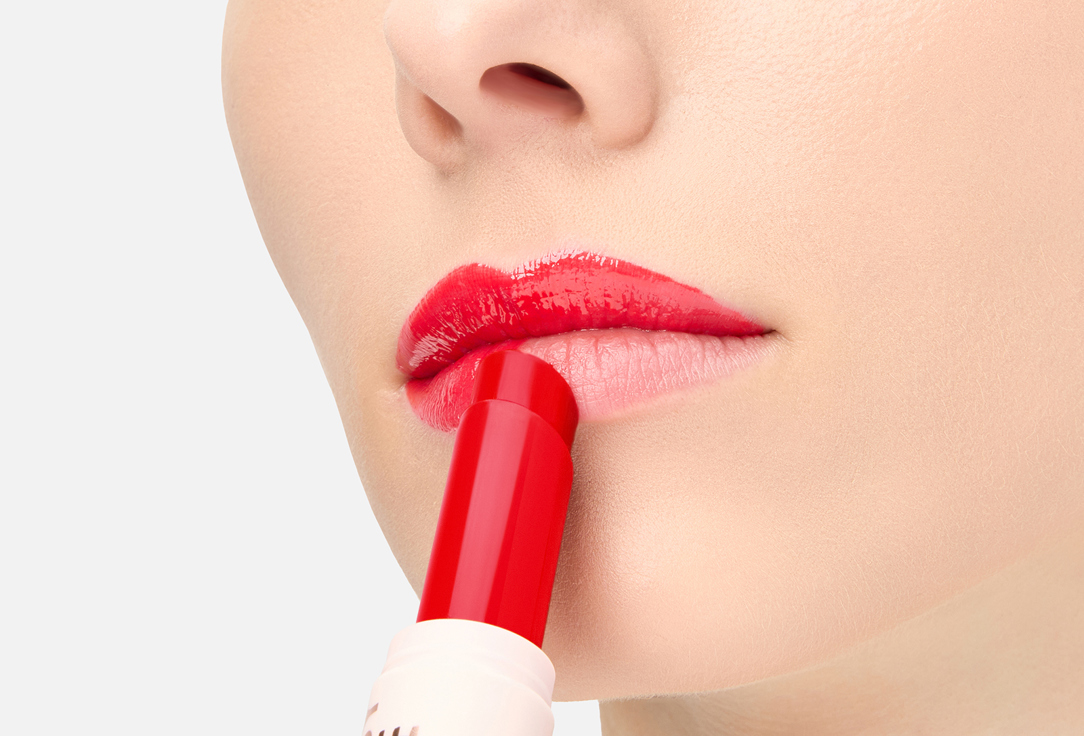 essence high-shine lipstick GLOSSY GLAZE