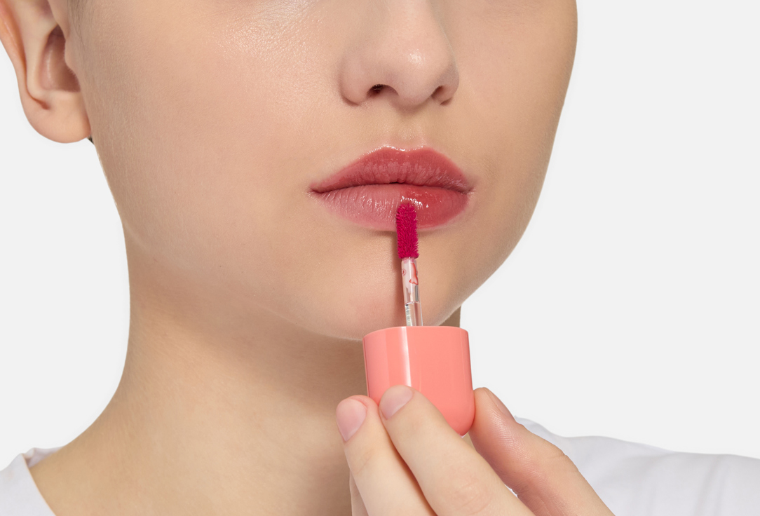 AMUSE Plumping & Moisturizing Lip Gloss BEBE TINT