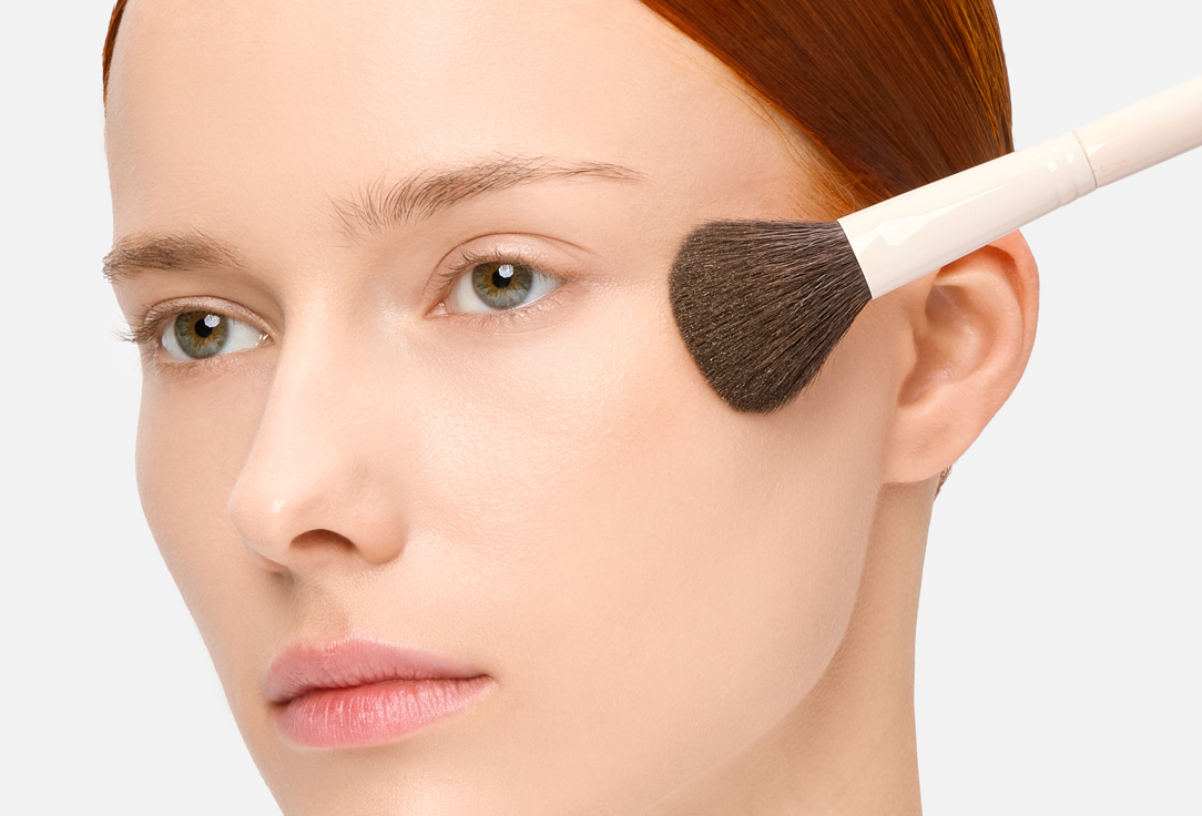 KIKO Milano Silky, reflective powder highlighter Glow Fusion
