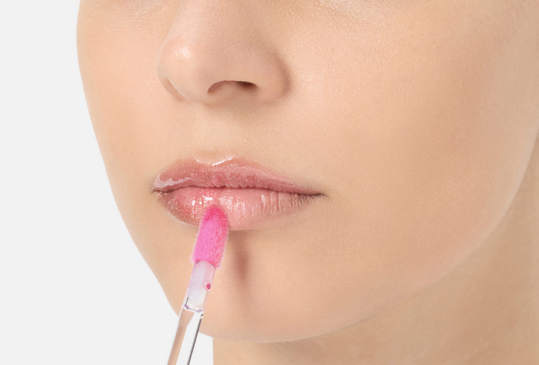 Revlon Shimmering Lip Gloss Super Lustrous Glimmer Gloss