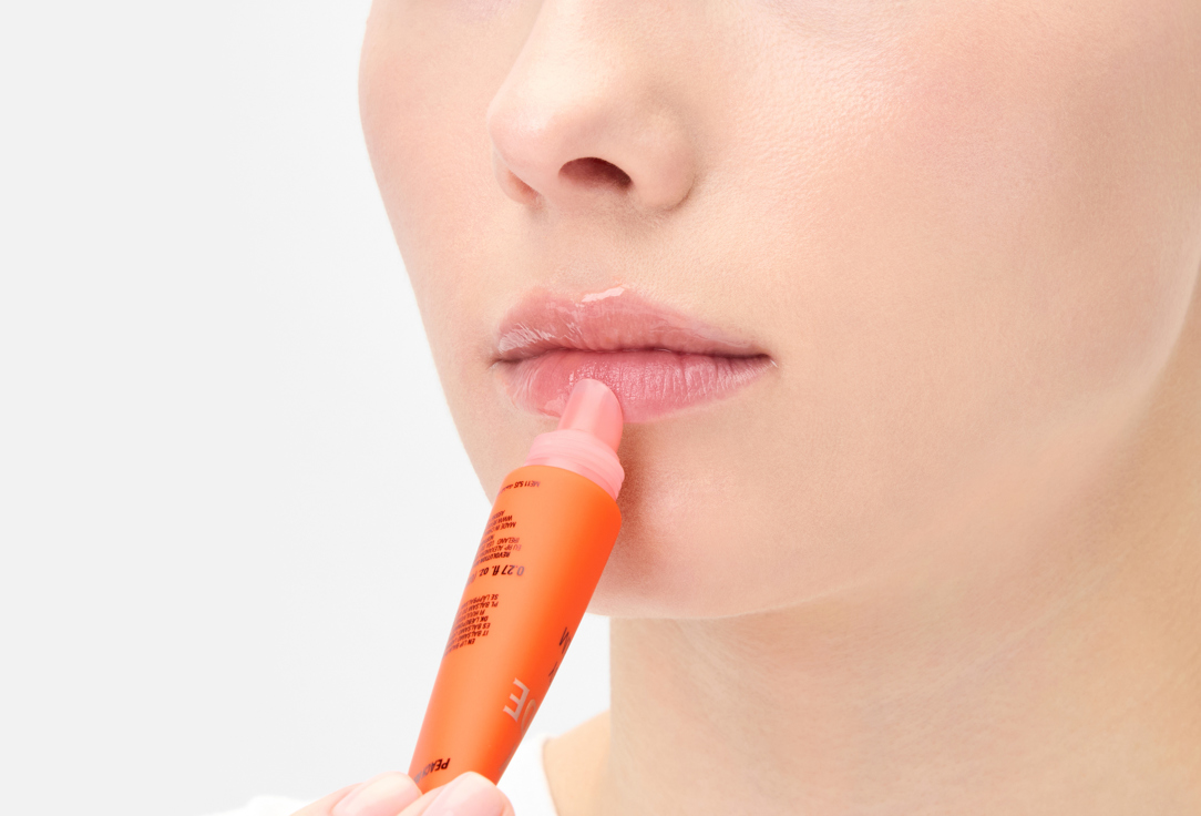 MakeUp Revolution Smoothing Lip Balm Juicy Peptide