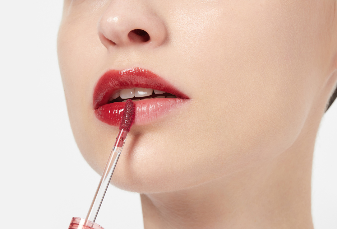 Divage Long-wear Liquid Lipstick Glaze Fusion 05, Cherry 4 ml Divage Long-wear Liquid Lipstick Glaze Fusion