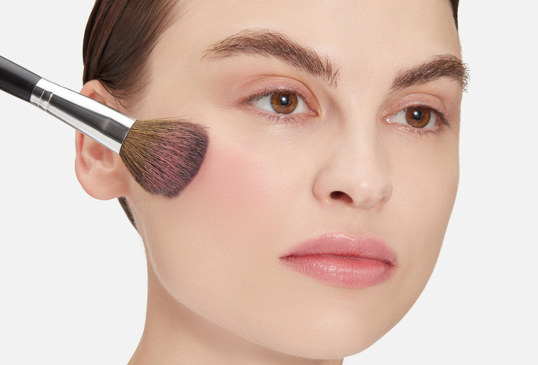 essence Face blush Soft touch bouncy