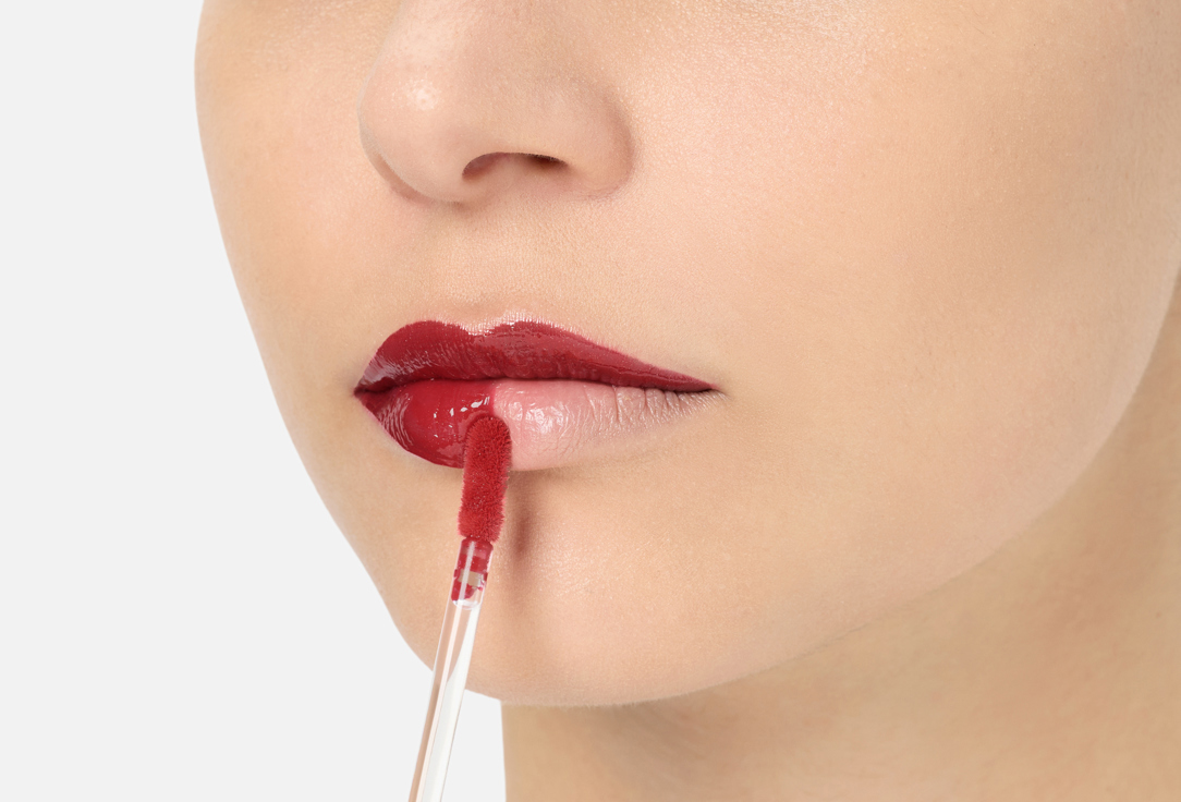 MOIRA Hydrating lip gloss Luminizer Lip Gloss 012, Red Hot 1 pcs MOIRA Hydrating lip gloss Luminizer Lip Gloss