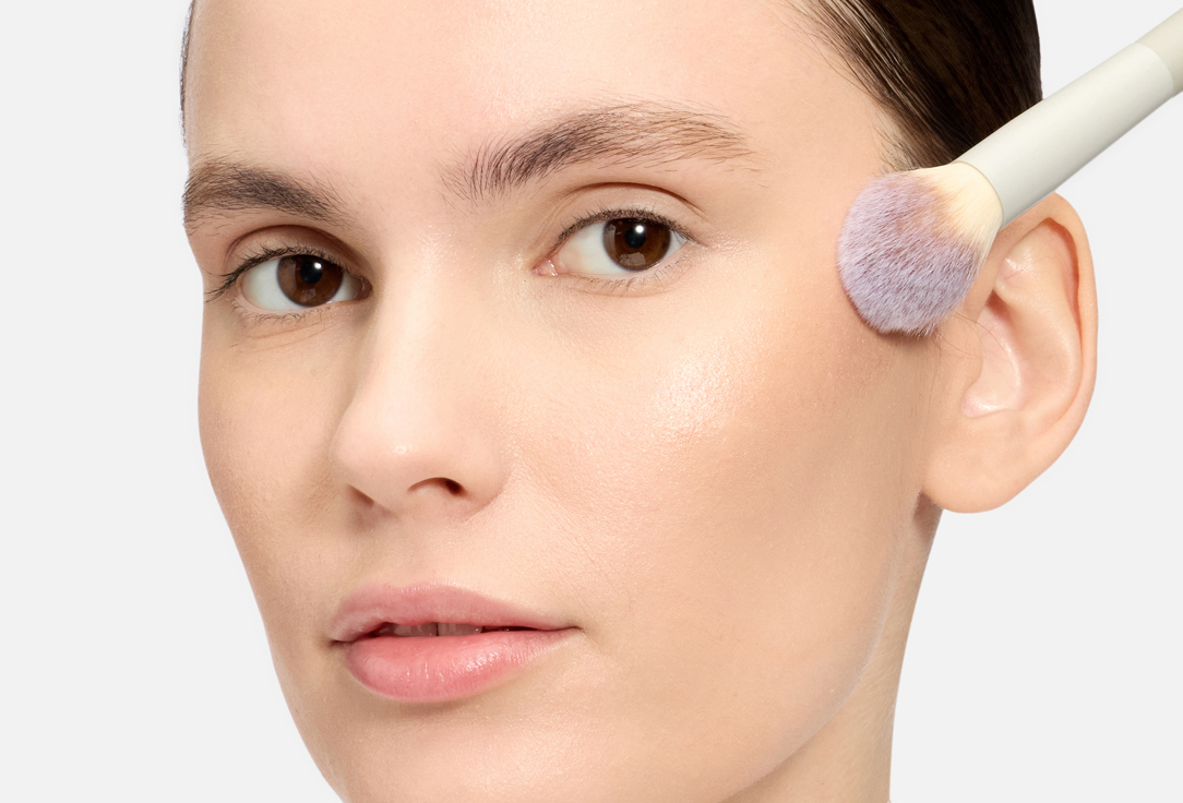 Rimmel Liquid Face Illuminator Multitasker Turbocharged Glow