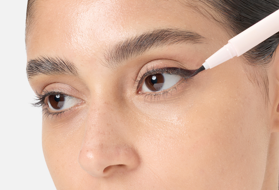 KARA BEAUTY Dual-ended liquid eyeliner Lasting Strokes