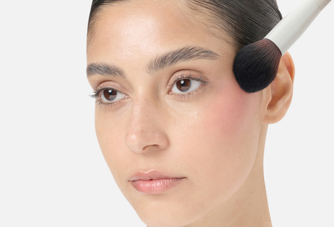KARA BEAUTY Hydrating lightweight liquid blush Blush & Tell Desire 8 g KARA BEAUTY Hydrating lightweight liquid blush Blush & Tell