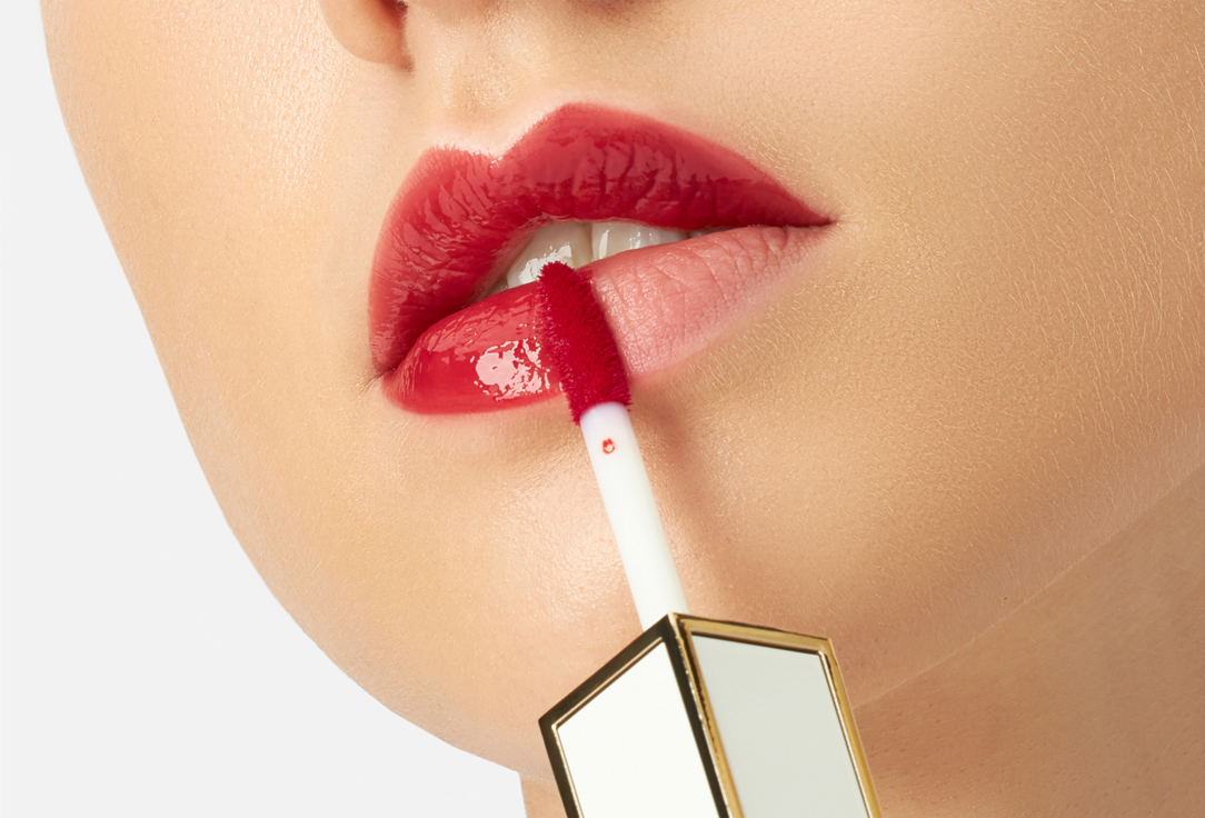 Tom Ford Tinted Lip Balm with Glow Finish Soleil Tinted