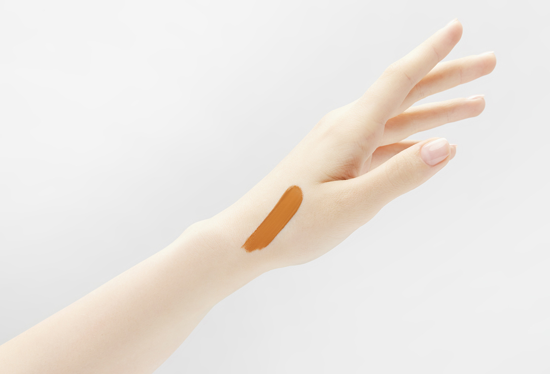 Kevyn Aucoin Lightweight Smoothing Foundation Stripped Nude Skin Tint 08, Deep 30 ml Kevyn Aucoin Lightweight Smoothing Foundation Stripped Nude Skin Tint