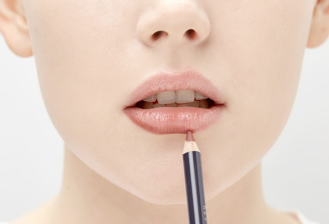 Kevyn Aucoin lipliner Unforgettable