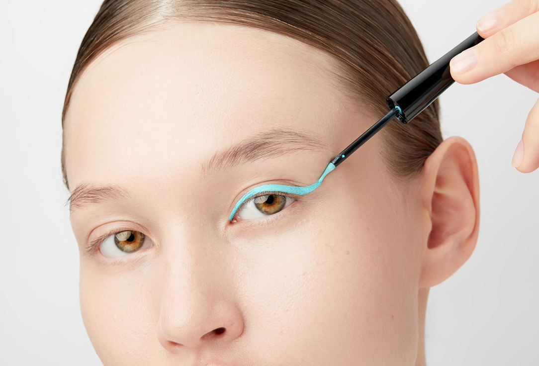 Provoc Waterproof Liquid Eyeliner Dipliner