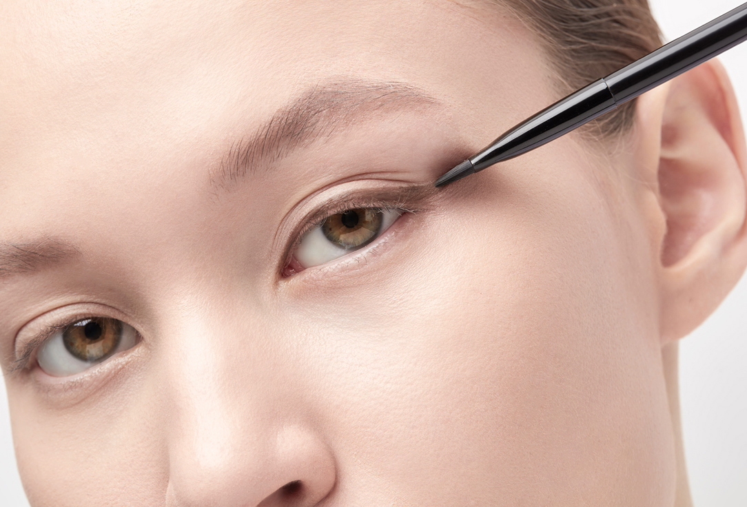 Romanovamakeup Eye makeup Brush S7 Perfect Liner Brush