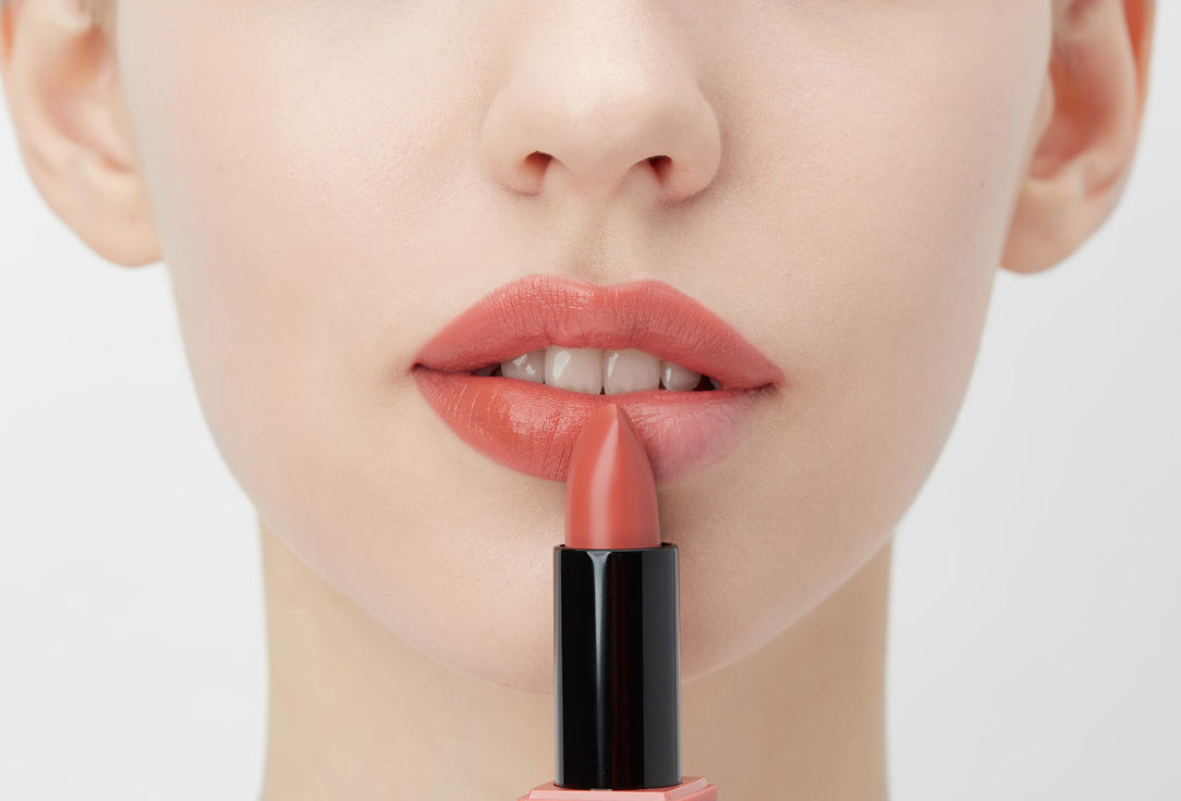 3INA Semi-matte, buttery Lipstick The Lipstick 209, Peach nude 4.5 g 3INA Semi-matte, buttery Lipstick The Lipstick