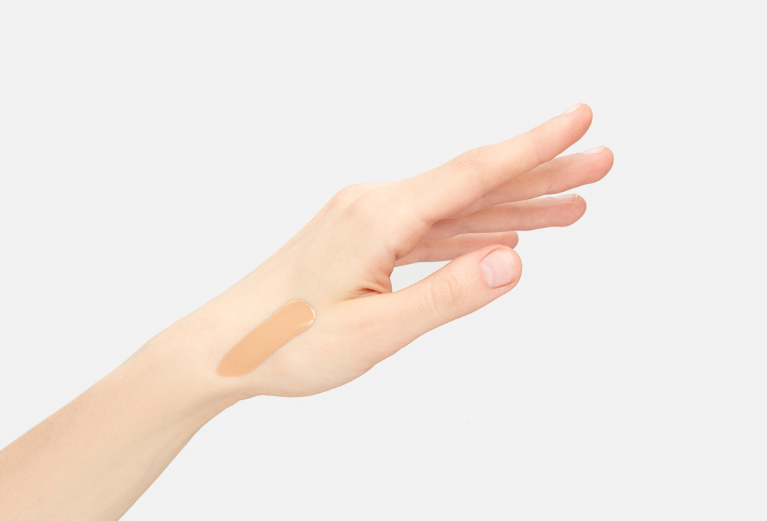 Clé de Peau Beauté Liquid foundation SPF 25 Radiant Fluid Foundation Natural O40, Light tan ocher 35 ml Clé de Peau Beauté Liquid foundation SPF 25 Radiant Fluid Foundation Natural