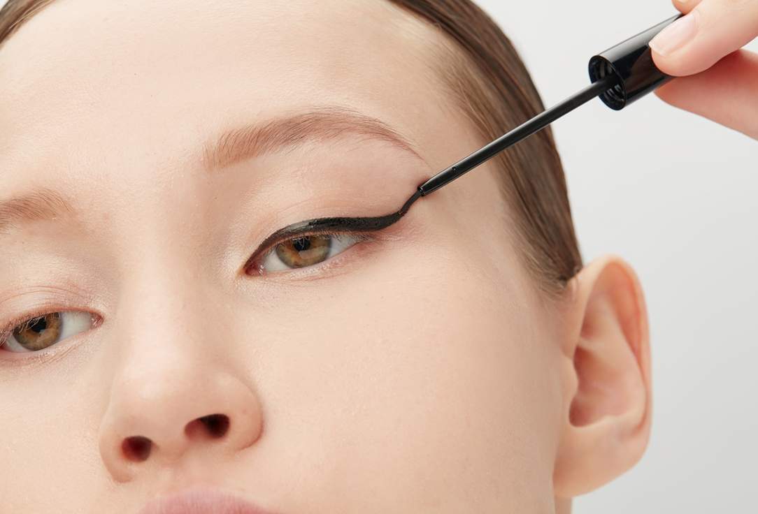 Pupa Waterproof Eyeliner Vamp! Professional Liner