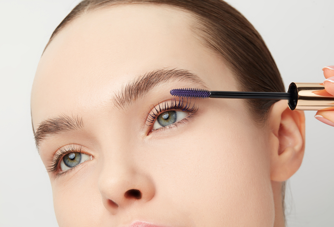 Vivienne Sabo Volume Mascara Cabaret premiere
