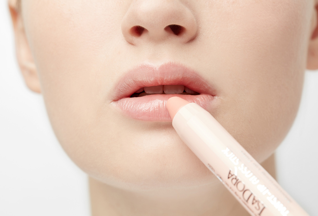 IsaDora Блеск-карандаш для губ Twist-up Gloss Stick 29, Clear Nude 3.3 г IsaDora Блеск-карандаш для губ Twist-up Gloss Stick