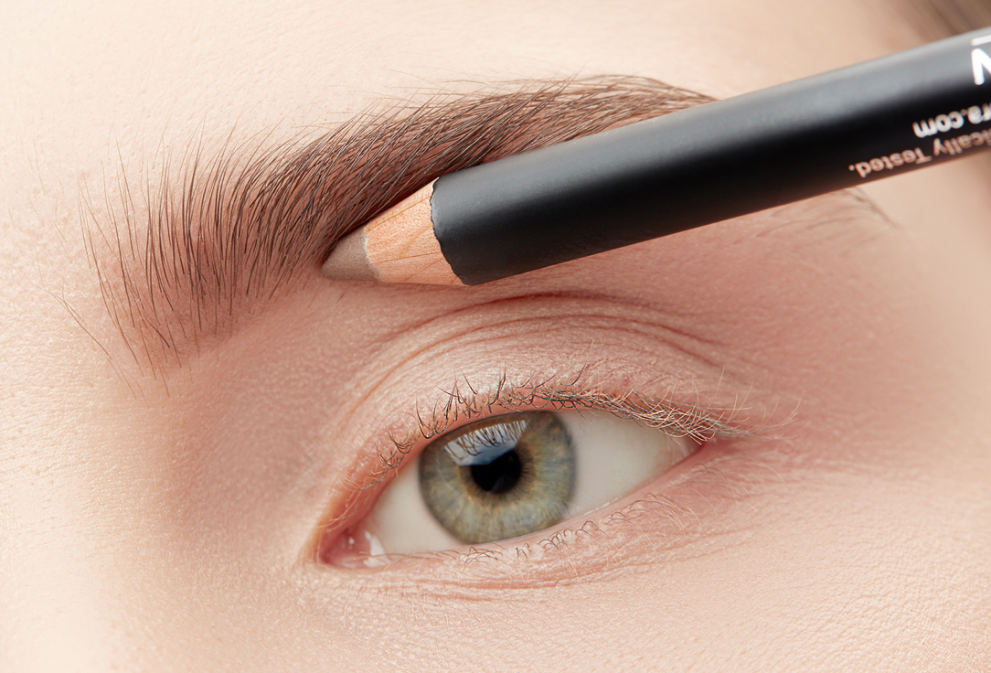 IsaDora Powder-effect eyebrow defining pen The Brow Powder Pen 07, Light brown 1.1 g IsaDora Powder-effect eyebrow defining pen The Brow Powder Pen