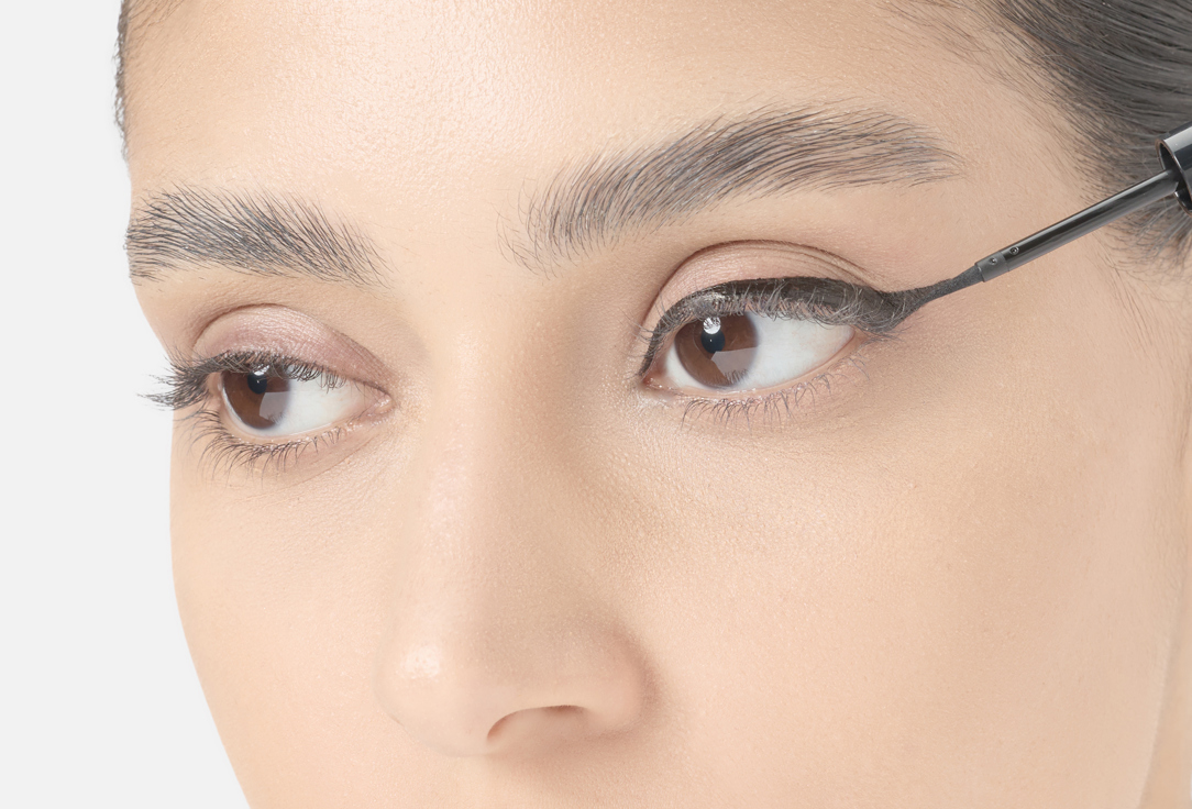 Gosh Long-lasting Waterproof Eyeliner XTREME LIQUID GEL EYELINER 001, Black 1.7 ml Gosh Long-lasting Waterproof Eyeliner XTREME LIQUID GEL EYELINER