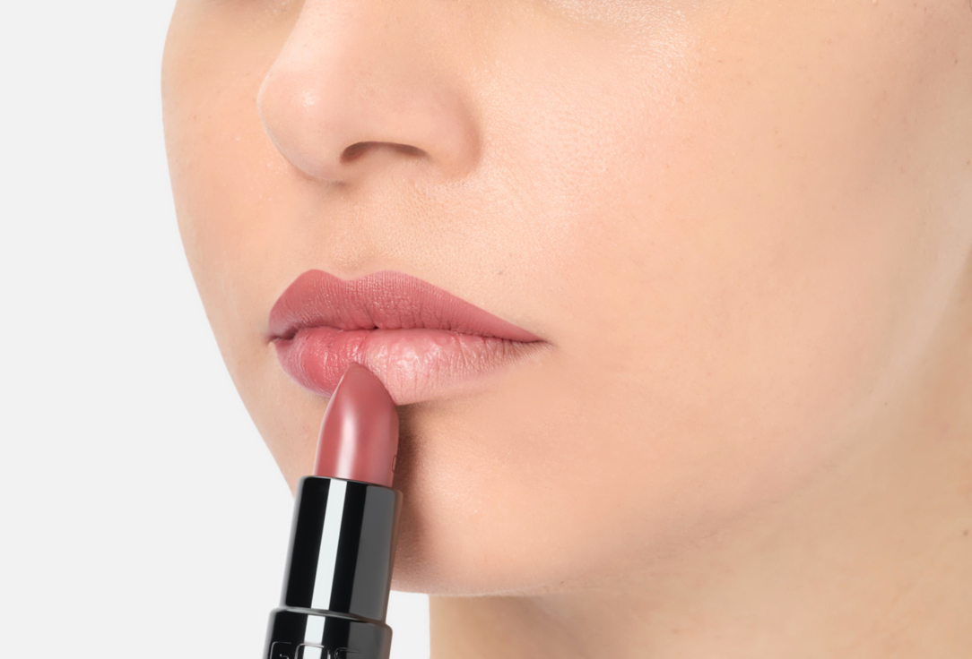 Gosh Creamy matte lipstick Velvet touch