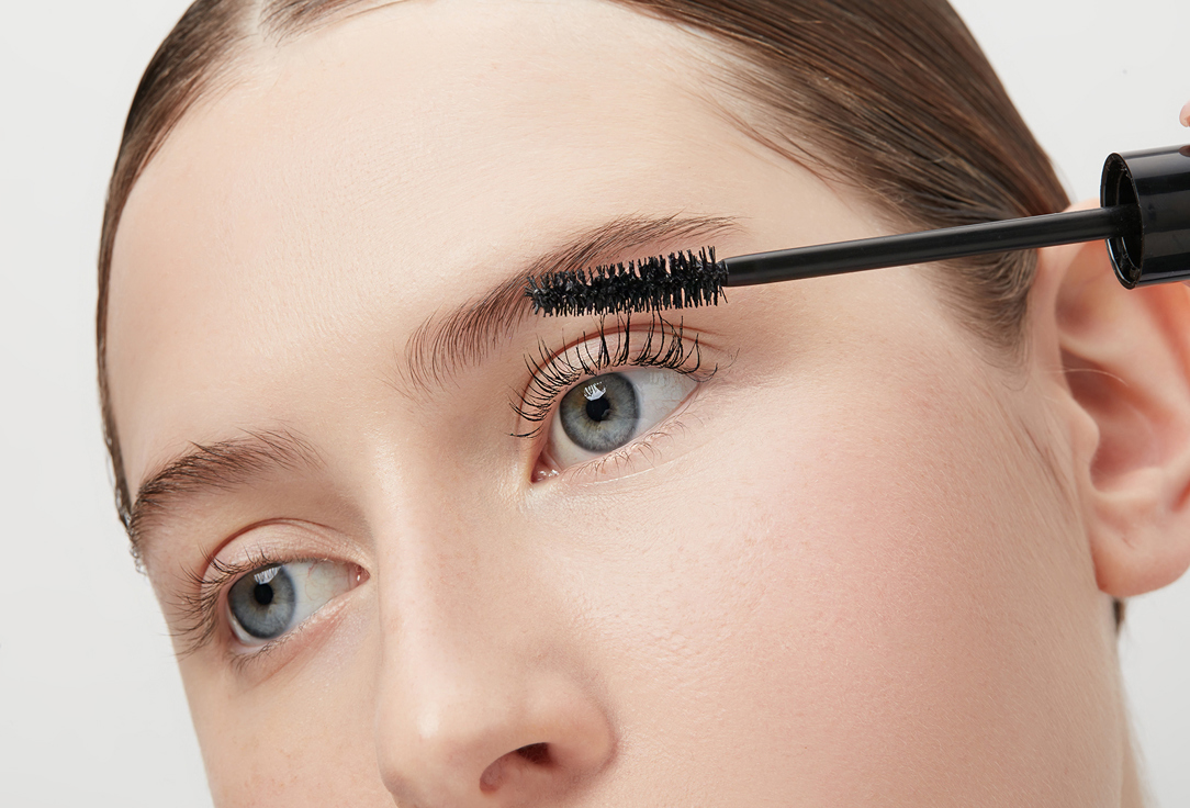 essence THE FALSE LASHES MASCARA EXTREME VOLUME & CURL