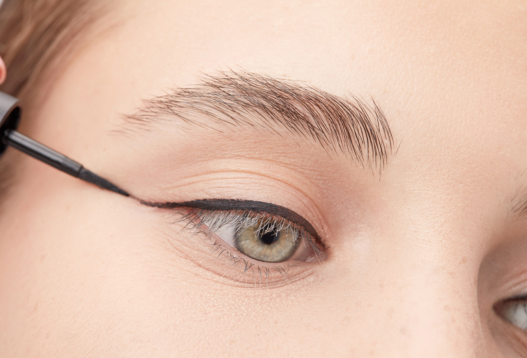 MILANI Matte Liquid Eyeliner Stay Put Liquid Eyeliner