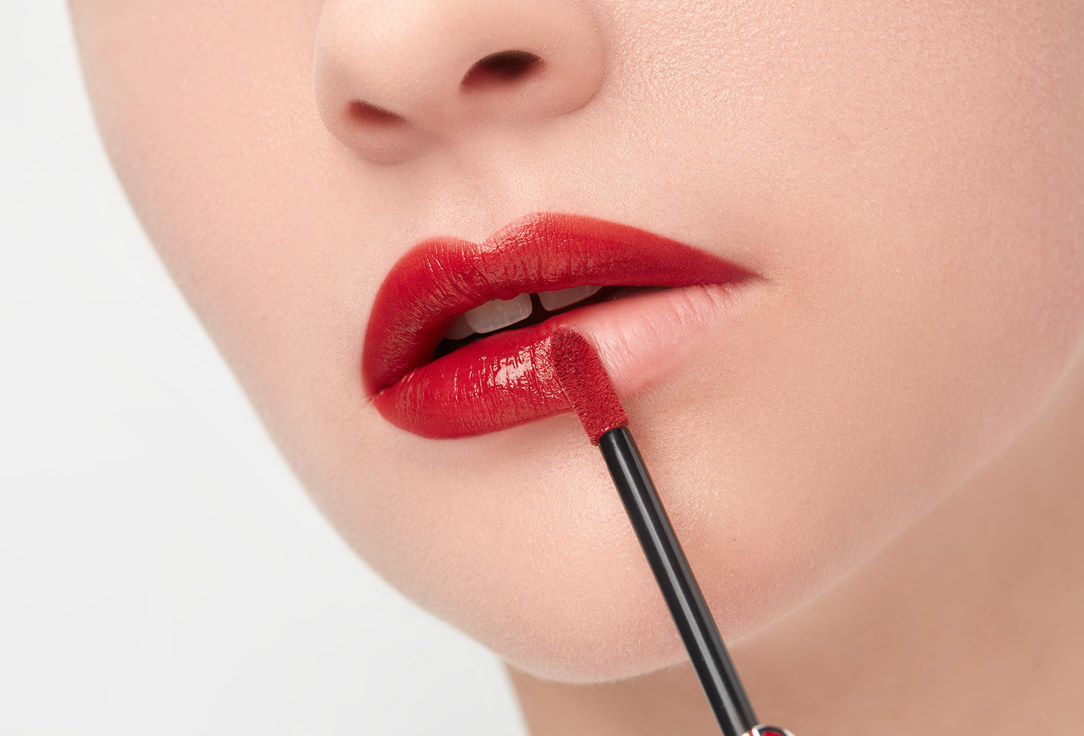 Armani Long-Lasting Velvet Liquid Lipstick Lip Maestro
