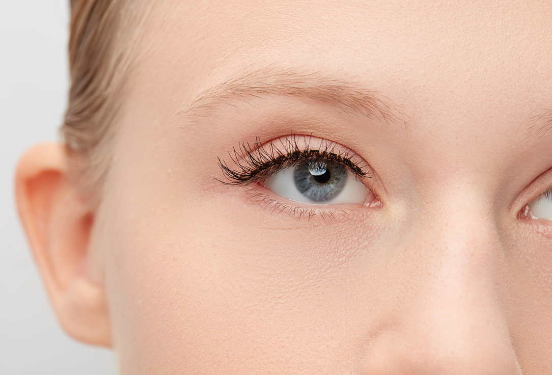 Eylure False Lashes Fluttery Light 117