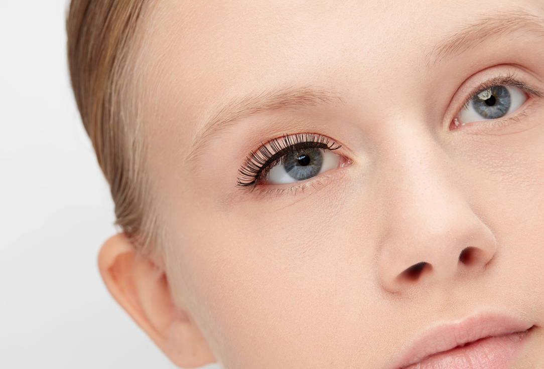 Eylure Lashes Volume